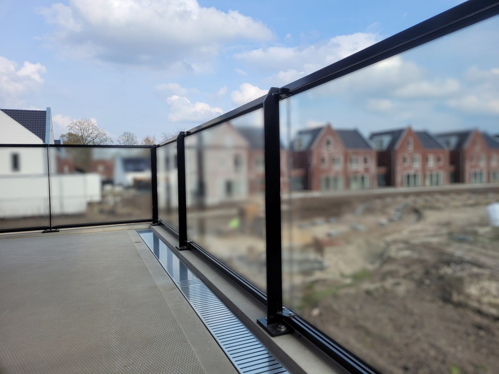 Samen zorgen wij ervoor dat er minder ongelukken gebeuren rond het huis